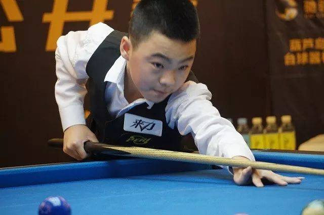 Here we go！罗马诺：狼队将签下赫罗纳后卫克雷伊奇